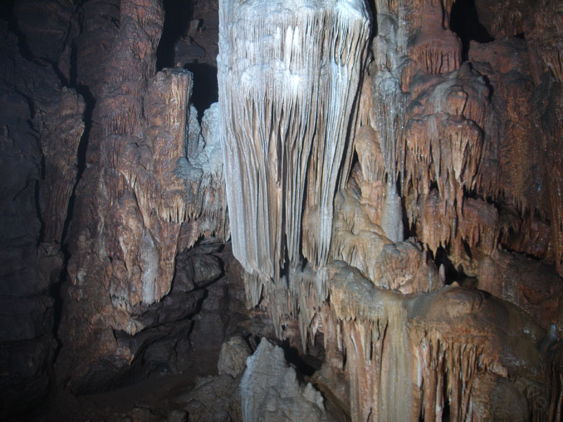 EC-100WF-MR-Giant Flowstone4