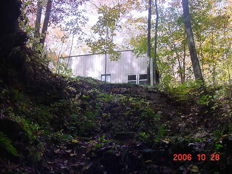 EC-ENTRANCE-Cabin1