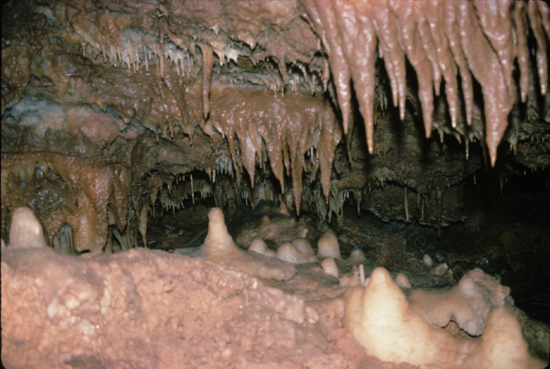 EC-LLP-EP-Stalactites5