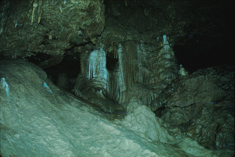 EC-DS-ECH-Flowstone4