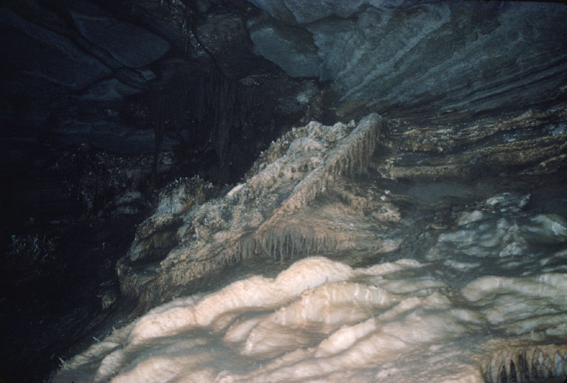 EC-EM-CR-Flowstone2