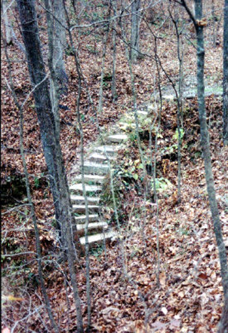 EC-ENTRANCE-Stairs3